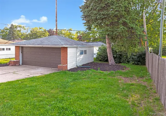 Homes for sale in Dearborn Heights, MI | 5965 N Lafayette St, Dearborn Heights, MI 48127 | MLS# 61009189