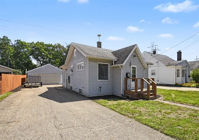 Photo 1 of Sale Pending at 4858 Walton Ave, Wyoming, MI 49548 | MLS# 70554978 | Listing updated on 2026-09-21