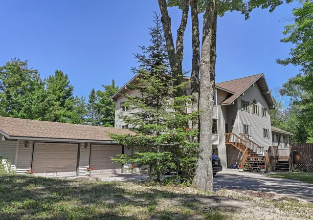 1st image of 5451 Lakeshore Dr, Mohawk, MI 49950 | MLS# 50214494