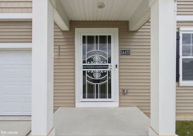 Photo 32 of Single family home for sale at 54470 Heron Cir, Chesterfield, MI 48047 | MLS# 50220172 | Listing updated on 2026-08-28