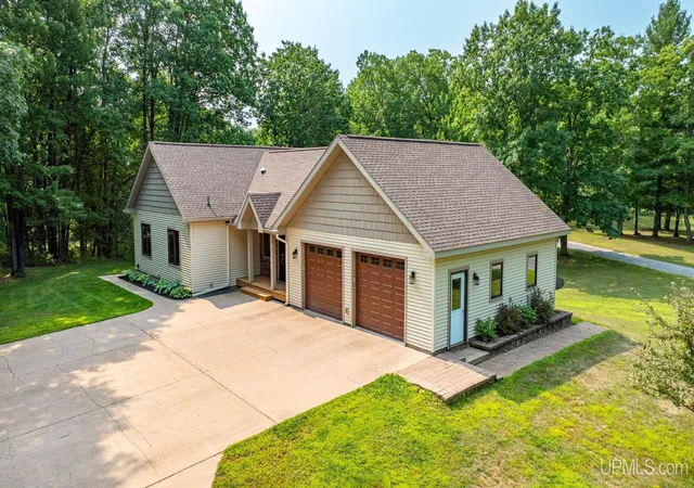 Photo 4 of Single family home for sale at 13293 Selkey Rd, Baraga, MI 49908 | MLS# 50218739 | Listing updated on 2026-08-25