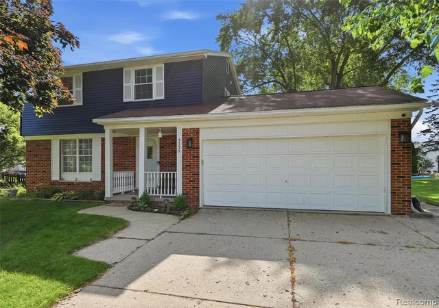 Homes for sale in Lake Orion, MI | 3330 Blasser Dr, Lake Orion, MI 48359 1106 | MLS# 61007756