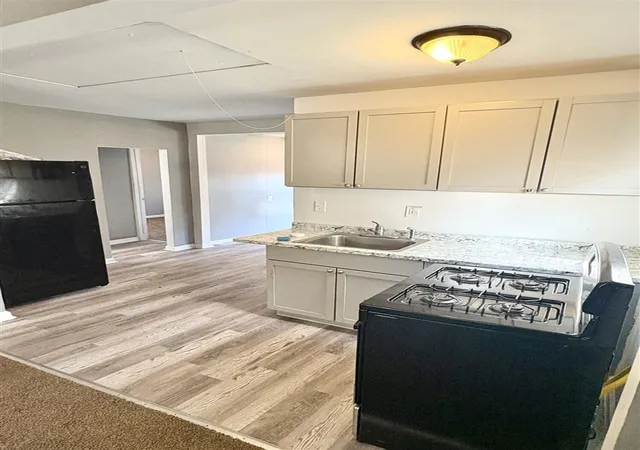 Photo 3 of Single family home for sale at 1321 Applewood Ave, Lincoln Park, MI 48146 | MLS# 70550157 | Listing updated on 2026-09-11