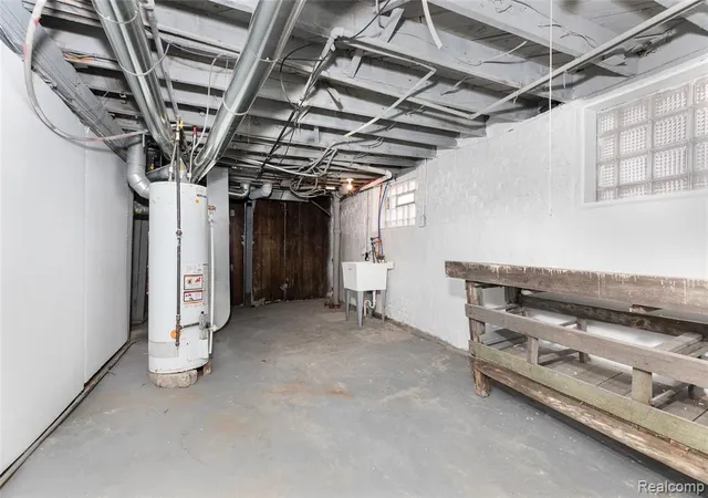 16th image of 643 Navahoe St, Detroit, MI 48215 | MLS# 60959731