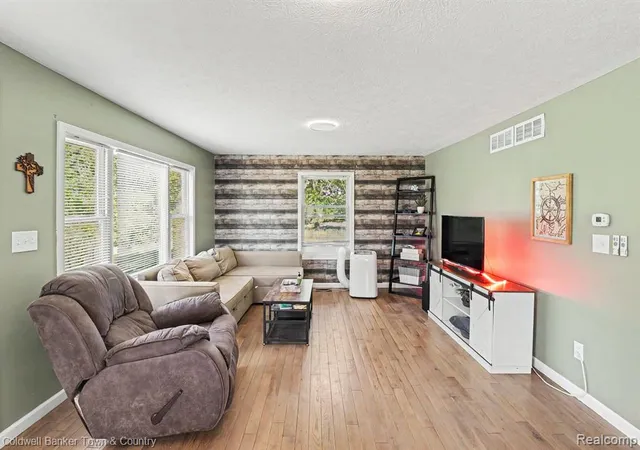 Homes for sale in Williamston, MI | 4240 Moyer Rd, Williamston, MI 48895 | MLS# 61008925