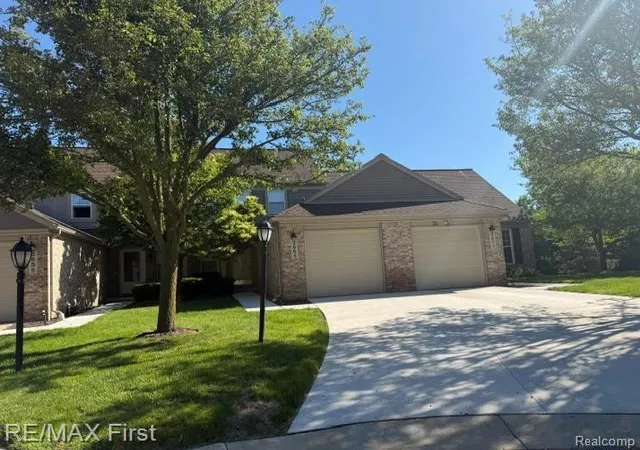 Homes for sale in Canton, MI | 3865 Hunters Way Ct, Canton, MI 48188 | MLS# 61004577