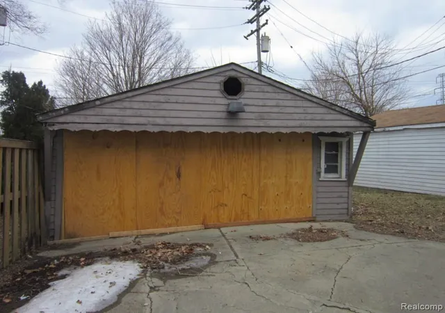 1st image of 6034 Jane Ave, Allen Park, MI 48101 | MLS# 20581125