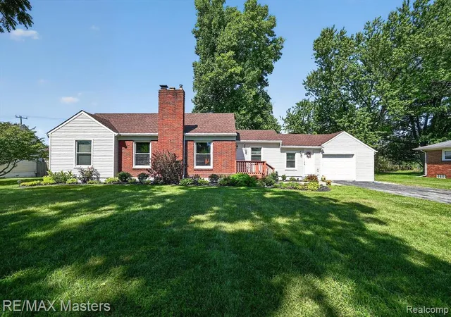 Photo 1 of Sale Pending at 2935 N Monroe St, Monroe, MI 48162 | MLS# 61025812 | Listing updated on 2026-09-09