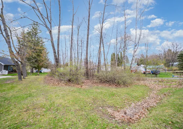 Photo 3 of Land for sale at 1521 E Pratt Lake Rd, Gladwin, MI 48624 | MLS# 50209527 | Listing updated on 2026-05-30