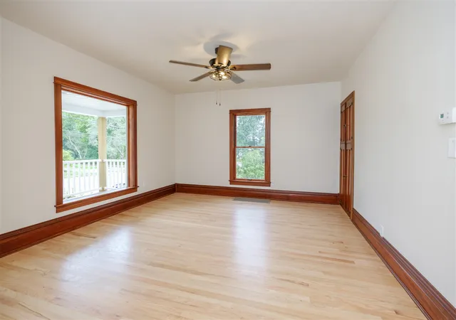 Photo 3 of Sale Pending at 3707 S Burdick St, Kalamazoo, MI 49001 | MLS# 70552938 | Listing updated on 2026-08-24