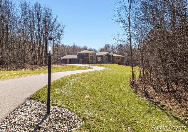 2nd image of 6880 Kilmer Dr, Grand Rapids, MI 49512 | MLS# 70518555