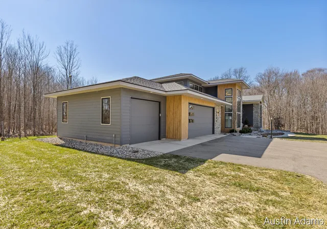 5th image of 6880 Kilmer Dr, Grand Rapids, MI 49512 | MLS# 70518555