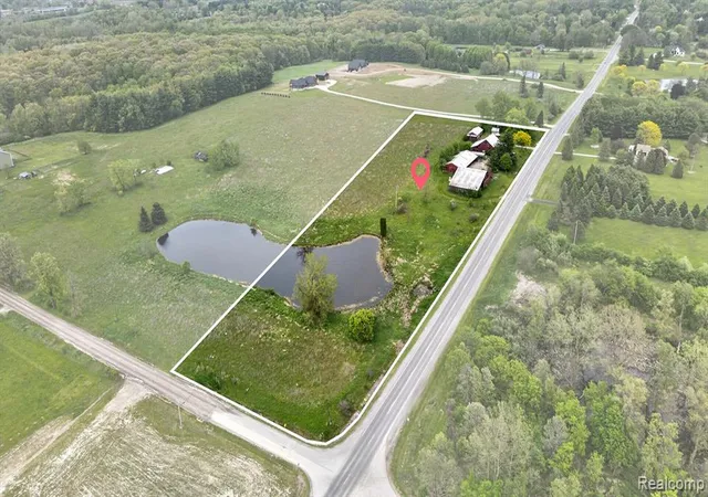 Homes for sale in Goodrich, MI | 8103 Baldwin Rd, Goodrich, MI 48438 | MLS# 60994164