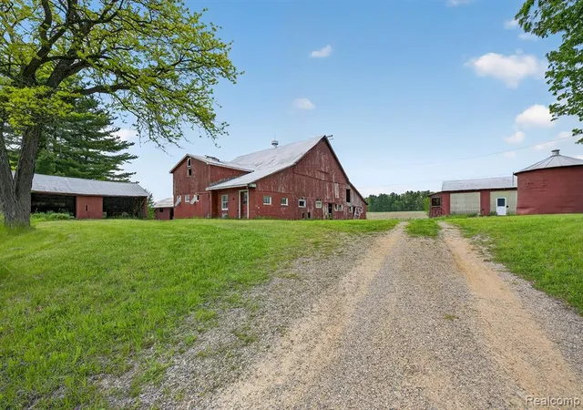 5th image of 8103 Baldwin Rd, Goodrich, MI 48438 | MLS# 60994164
