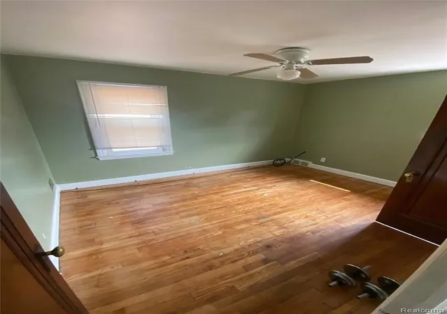 Photo 2 of Sale Pending at 5750 Beaconsfield St, Detroit, MI 48224 | MLS# 60094707 | Listing updated on 2025-06-20
