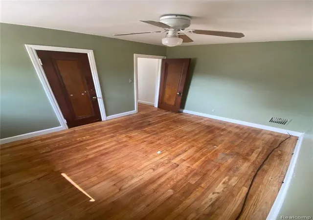 Photo 3 of Sale Pending at 5750 Beaconsfield St, Detroit, MI 48224 | MLS# 60094707 | Listing updated on 2025-06-20