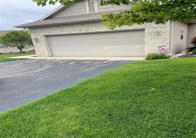 Homes for sale in Byron Center, MI | 1953 Morning Dew Dr, Byron Center, MI 49315 | MLS# 70542147