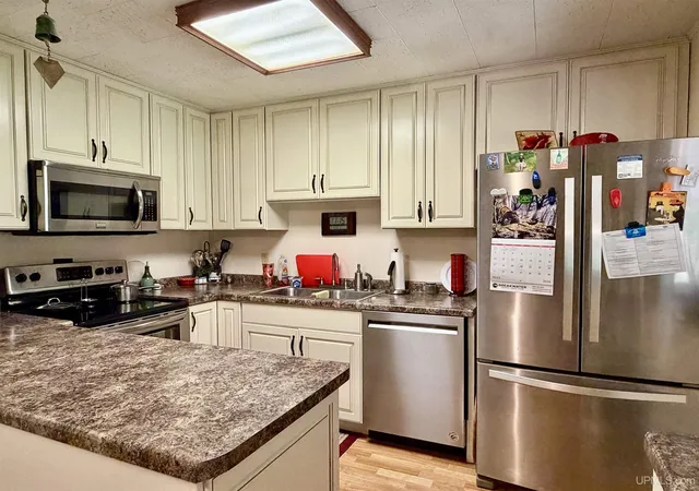 Photo 4 of Single family home for sale at 22175 Ridge Rd, Houghton, MI 49931 | MLS# 50218180 | Listing updated on 2026-09-19