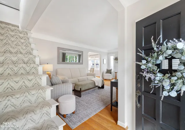 Photo 3 of Sale Pending at 1339 Hampton Rd, Grosse Pointe Woods, MI 48236 | MLS# 50219892 | Listing updated on 2026-09-08