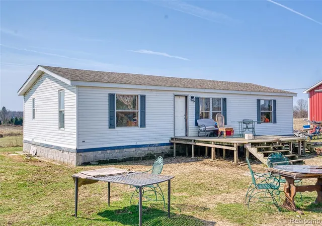 33rd image of 12459 Earl Rd, Stockbridge, MI 49285 | MLS# 60988019