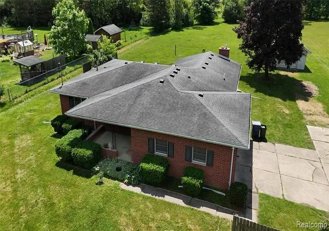 Homes for sale in Grand Blanc, MI | 3174 Mcgregor St, Grand Blanc, MI 48439 | MLS# 61002162