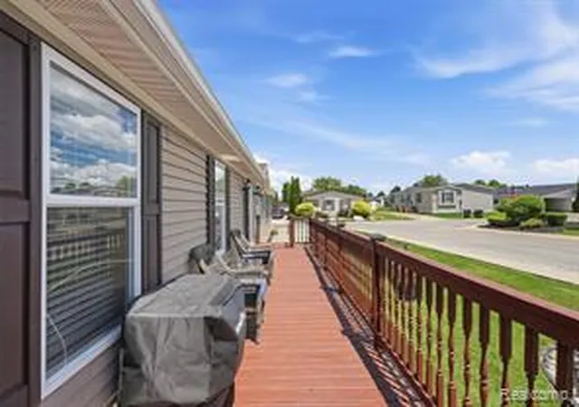 Homes for sale in Northville, MI | 9695 Bloomsbury Cir, Northville, MI 48167 | MLS# 61008047