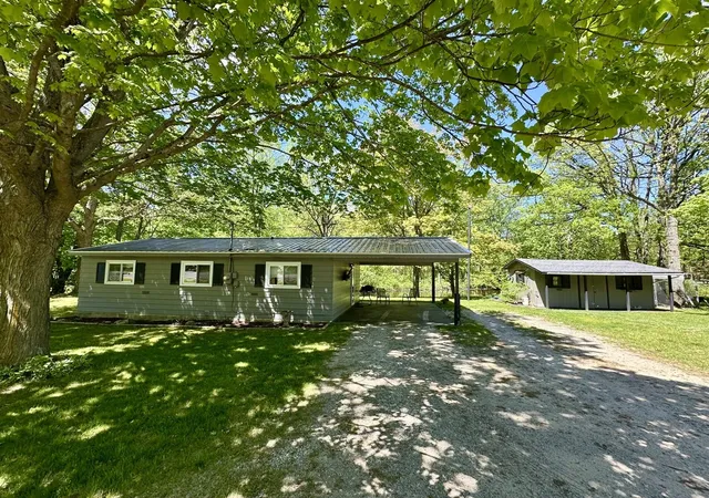 Homes for sale in Hesperia, MI | 8942 E M 20, Hesperia, MI 49421 | MLS# 70532922