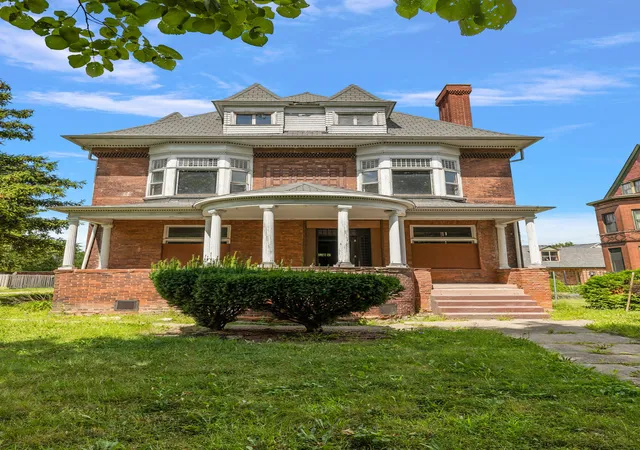 5th image of 255 E Ferry St, Detroit, MI 48202 | MLS# 60339223