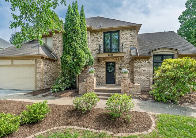 2nd image of 2805 Powderhorn Ridge Rd, Rochester Hills, MI 48309 | MLS# 70537837