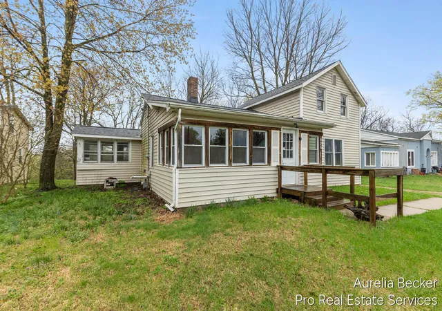 Photo 1 of Sale Pending at 425 S Cedar St, Allegan, MI 49010 | MLS# 70525935 | Listing updated on 2026-08-19