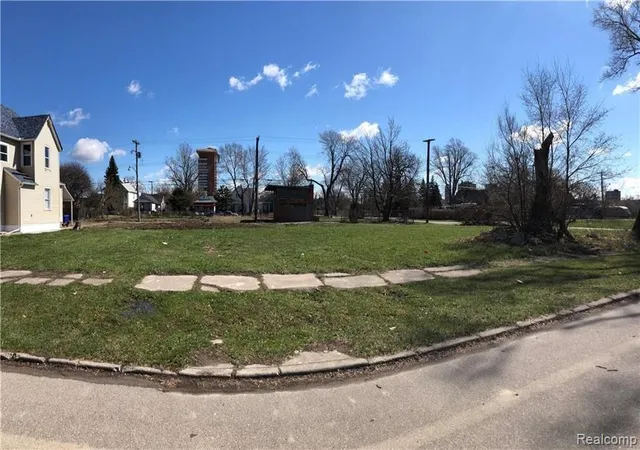 Photo 1 of Sale Pending at 2802 12 Harrison, Detroit, MI 48216 | MLS# 21593503 | Listing updated on 2026-06-19