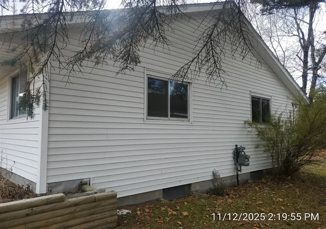 Homes for sale in Evart, MI | 825 N River St, Evart, MI 49631 | MLS# 70531334
