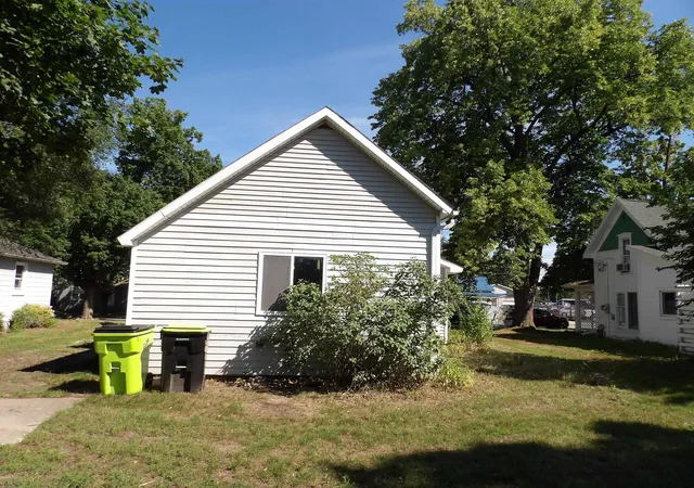 5th image of 207 W 6Th St, Clare, MI 48617 | MLS# 50219755