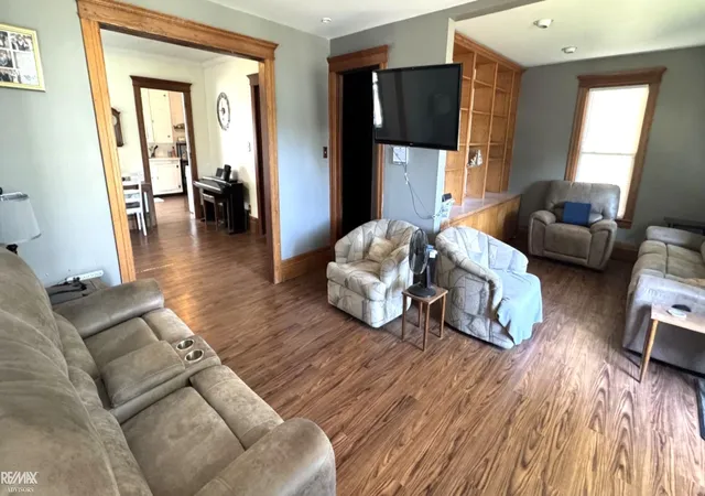 Homes for sale in Mount Clemens, MI | 98 Gallup St, Mount Clemens, MI 48043 | MLS# 50213876
