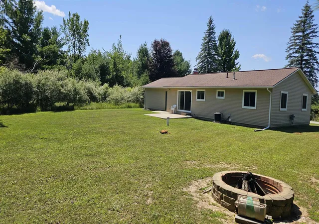Photo 4 of Single family home for sale at 5304 Worchester Way, Gladwin, MI 48624 | MLS# 50217972 | Listing updated on 2026-08-11