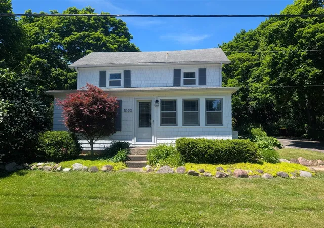 Homes for sale in Marshall, MI | 1020 S Marshall Ave, Marshall, MI 49068 | MLS# 70537365