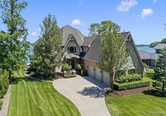 80th image of 28195 Elba Dr, Grosse Ile, MI 48138 | MLS# 60998062