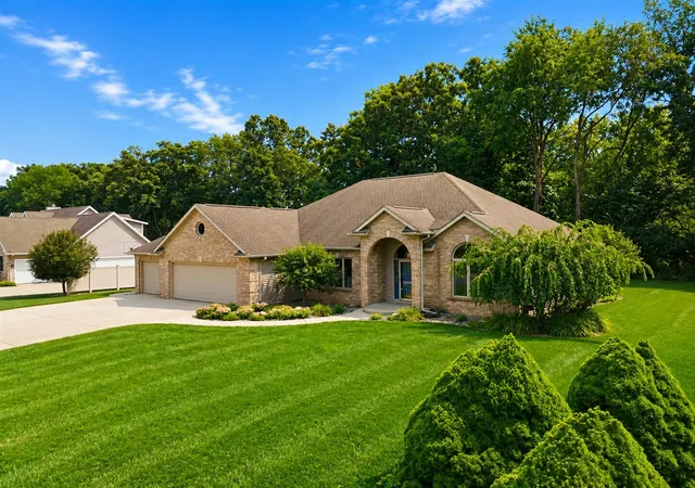 Photo 2 of Sale Pending at 5375 Brandy Ave, Kalamazoo, MI 49009 | MLS# 70554386 | Listing updated on 2026-08-28