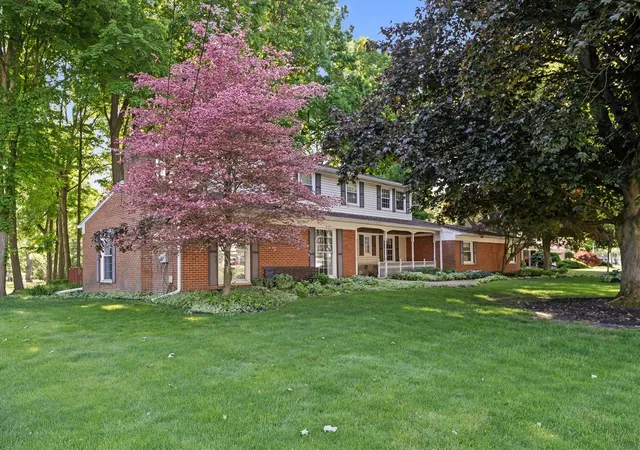 Photo 2 of Single Family Residence at 23260 Ennishore Dr, Novi, MI 48375 | MLS# 70534837 | | Sold on 2026-06-22