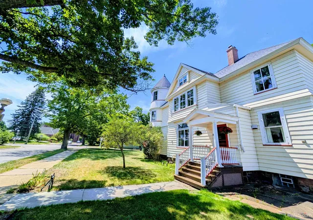 5th image of 131 E Arch St, Marquette, MI 49855 | MLS# 50214680