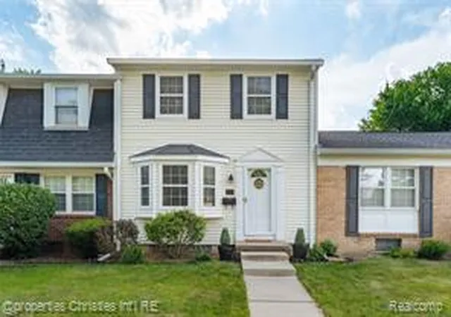 Homes for sale in Northville, MI | 20161 Silver Spring Dr, Northville, MI 48167 | MLS# 61008867