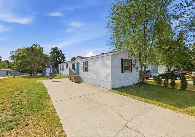 Homes for sale in Holland, MI | 3611 Butternut Dr #268, Holland, MI 49424 | MLS# 70540980