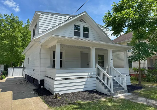 Homes for sale in Monroe, MI | 440 Sackett Ave, Monroe, MI 48162 | MLS# 50213859