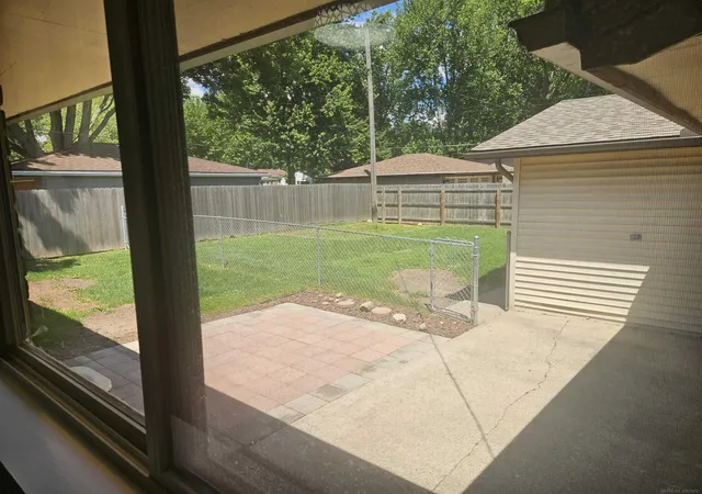 Homes for sale in Clinton Township, MI | 21671 N Nunneley Rd, Clinton Township, MI 48036 | MLS# 50212203