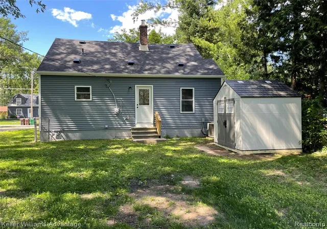 Homes for sale in Garden City, MI | 33451 Brown St, Garden City, MI 48135 | MLS# 60985879