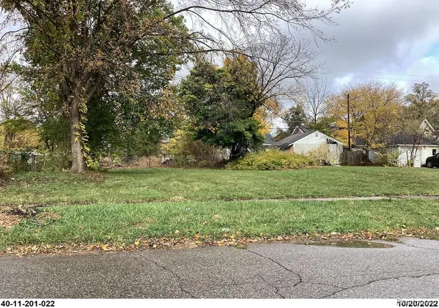 Photo 1 of Land for sale at 2424 Begole St, Flint, MI 48504 | MLS# 60928928 | Listing updated on 2026-09-14