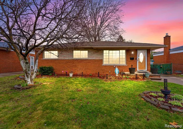 1st image of 26552 Wagner Ave, Warren, MI 48089 4687 | MLS# 61006670