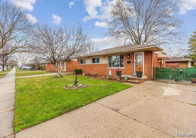 3rd image of 26552 Wagner Ave, Warren, MI 48089 4687 | MLS# 61006670
