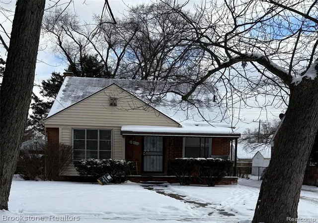Homes for sale in Detroit, MI | 20510 Gilchrist St, Detroit, MI 48235 2118 | MLS# 60963739
