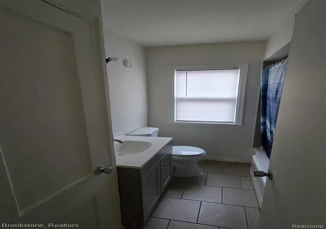Homes for sale in Detroit, MI | 20510 Gilchrist St, Detroit, MI 48235 2118 | MLS# 60963739